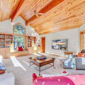 Spacious Tahoe City Home with Foosball and Lake Views