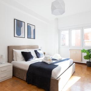 Alle 3G - 10min to center, A-C, 2 baths, Terrace