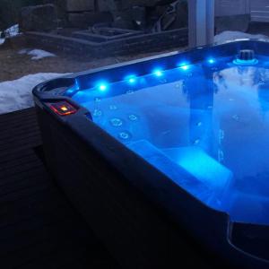 Apartment with Jacuzzi & aircondition