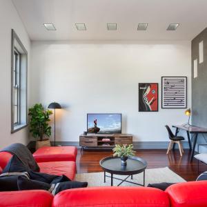 Harbourfront 3 Bed 2 Bath Opposite Manly Wharf With Harbour Views