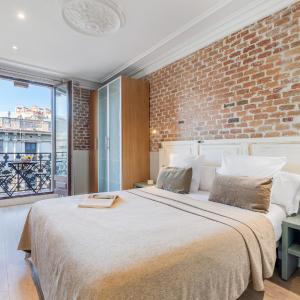 Fuster Apartments by Aspasios