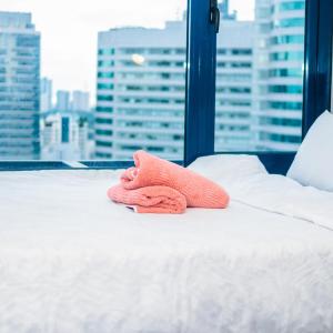 Quirky Urban Luxury Nest 1 Blazing fast 300Mbps
