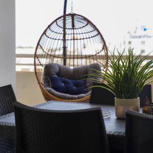 Fleur de Mai Apartment with Terrace
