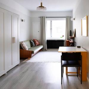 Vintage Modern Apartment by Sea - Eiranranta