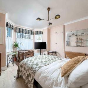 JOIVY Cozy Studio Steps from Notting Hill - Great Rate