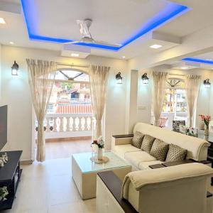 Sapna Homes 4BHK Penthouse, 5min to Beach