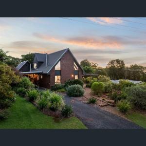 Flaxton Eco-Chic Escape