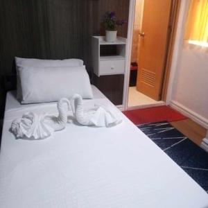 furutech hostel