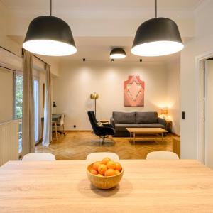 Plaka Premier Stay - Steps from Acropolis Museum and Metro