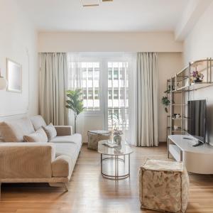 Neoclassical 2BR Retreat with Acropolis View by UPSTREET