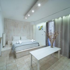 City Center Studios by Cretan Houses