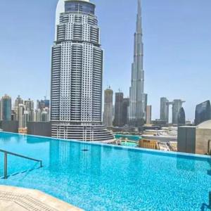 " Luxury Stay in Downtown Dubai - Stunning Views & Prime location !