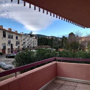 4DOM11 Appartement avec terrasse et parking, proche plage