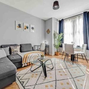 Lovely 2-bed rental close to Excel and O2 arena