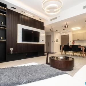 Downtown Haven 2BR Near Dubai Mall & Burj Khalifa in Act One Act Two