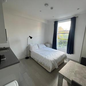 Cosy studio flat near central