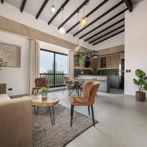 Poblado, 5 min to San Lucas Plaza, Free parking 316