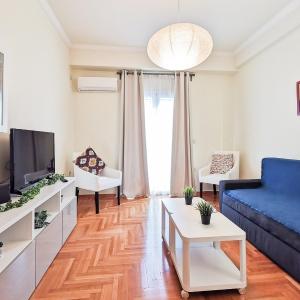 Modern&Sunny, 1BD, next to metro