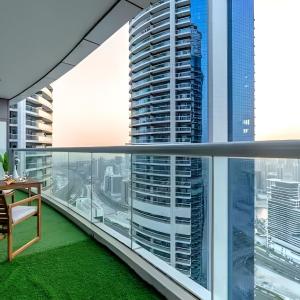 Dubai Paramount 1BR APT Burj Khalifa view