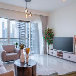 Homes Beyond I 1BR Coastal Haven Walk to the Beach