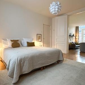 B&B Alexander