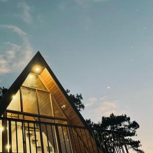 A Cozy Cabin Unit 1 for couple