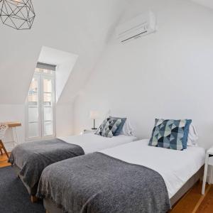 Fantastic Duplex in Private Condominium at Graça