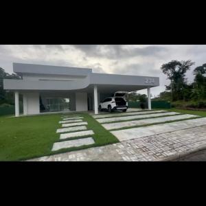 Casa alto padrão