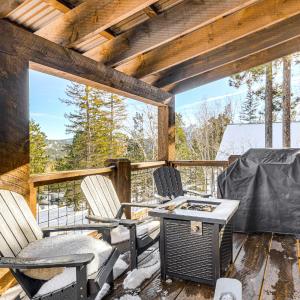Black Hills Cabin w/ Hot Tub! 20 Mi to Sturgis