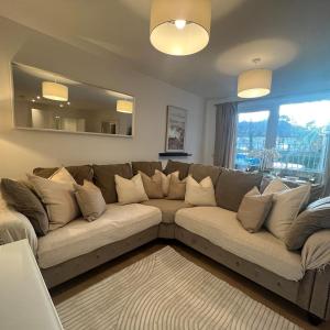 Spacious 2 Bed, 2 Bath Apartment by MCF