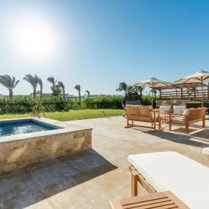 Modern Luxury Villa In Somabay