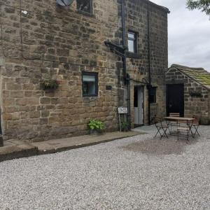 1 Hillside Cottages