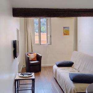 cozy apartment port of Nice