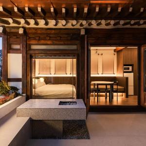 Luxury Hanok Stay in Breeze