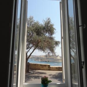 Valletta Grand Harbour Loft