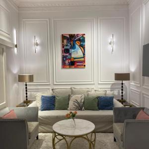Premium Luxury Opera Suite Near Opera and Basilica