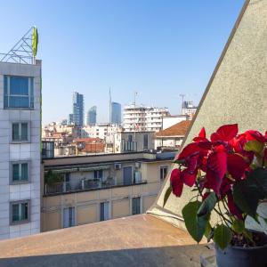Repubblica-Stazione Centrale Big House Skyline view 4 pax check in h24