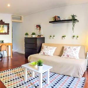 Beautiful cozy flat in Flowers Garden!