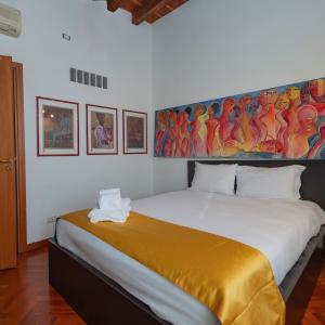 Xenia Apartments - Historic two-room apartment in Navigli area