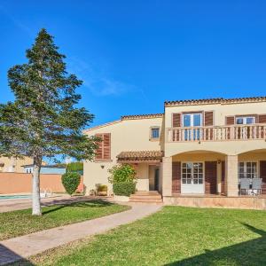 Holiday Home Villa Tos by Interhome