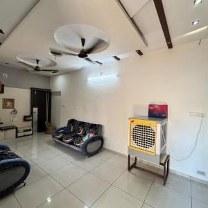 Cozy 3BHK House