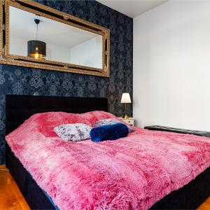Golden Dog Suite