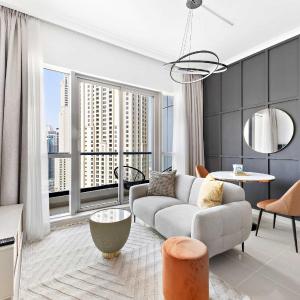 Silkhaus in Bay Central Near Metro