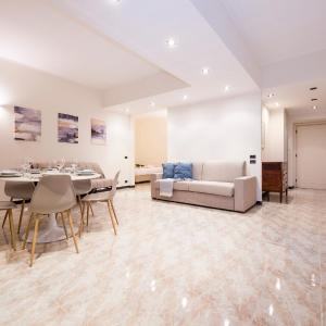 CasaViva - Elegant Bilo with shared pool in Genova Nervi