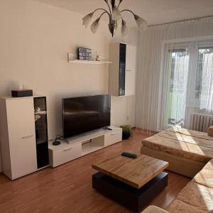 GOOD VIBES ONLY apartman