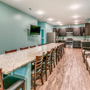 407 9th Ave A by Together Resorts