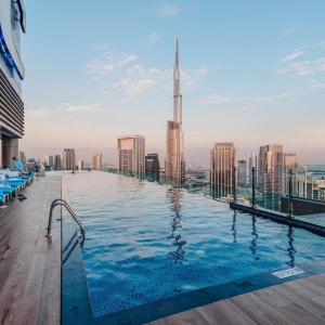 Paramount Elegance 10 minutes walk to Dubai Mall