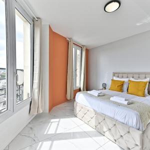 Appartement paisible en banlieue parisienne - III