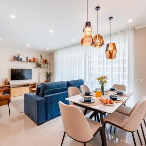 Adega Luxury | Marina, Centro & Piscina