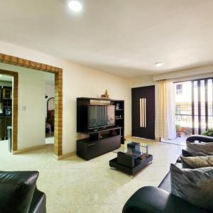 Casa Ideal Medellín, Amplia, Cálida y Estratégica